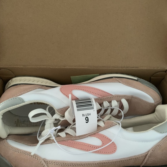 NWT! Pink/blush Tretorn Rawlins - Picture 3 of 4